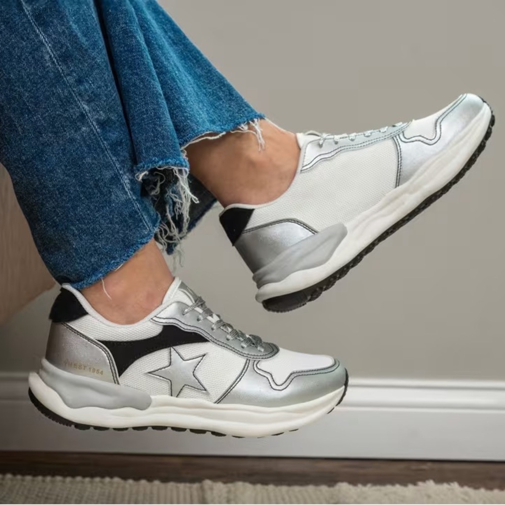 Vintage Havana Grey and Silver Sneakers